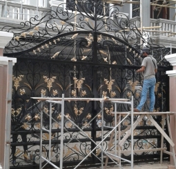 Cửa Cổng XT 2047