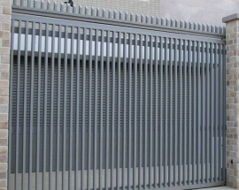 Mẫu cửa cổng sắt lùa tiết kiệm không gian tối đa