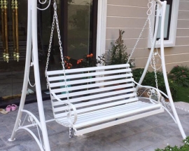 Xích đu ngoài trời bằng sắt và những điều bạn nên biết