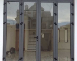 Những điều bạn nên biết về cửa nhôm lùa 4 cánh