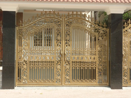 làm cửa cổng sắt