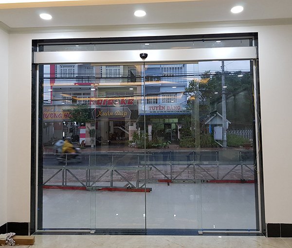 cửa kính tự động tphcm