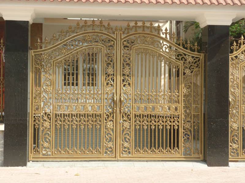 cửa cổng sắt 2 cánh