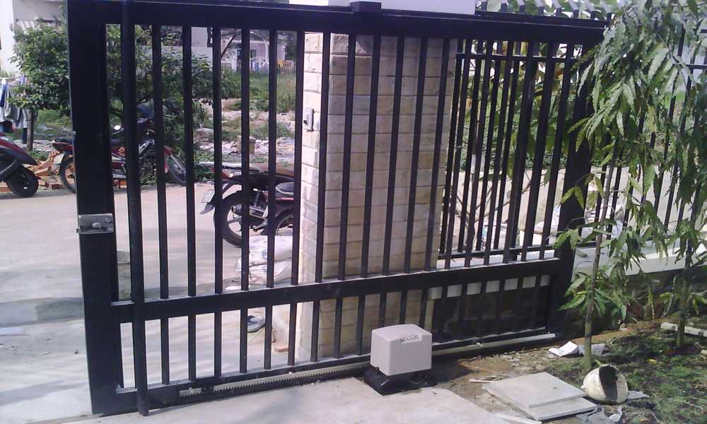 motor cửa cổng sắt