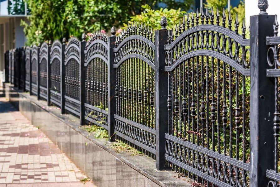 hàng rào sắt tròn