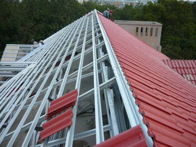 thi công mái tôn mái ngói tphcm