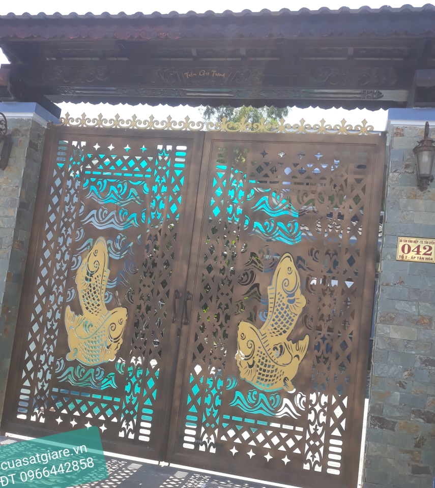 cửa cổng sắt cnc tphcm