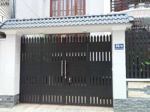 Làm cửa cổng tự động Bình Dương