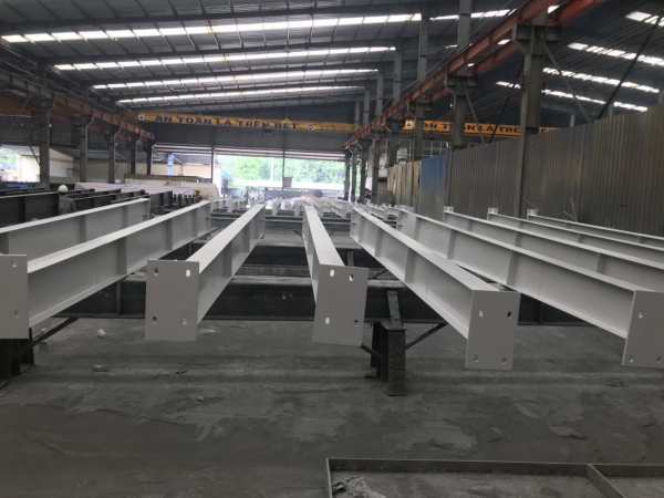 Nhà khung thép tiền chế