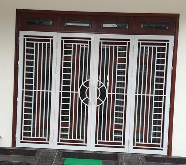 Cửa sắt