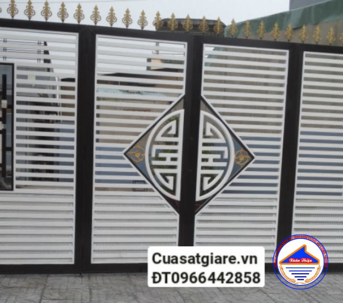 làm cửa sắt lùa 1 cánh