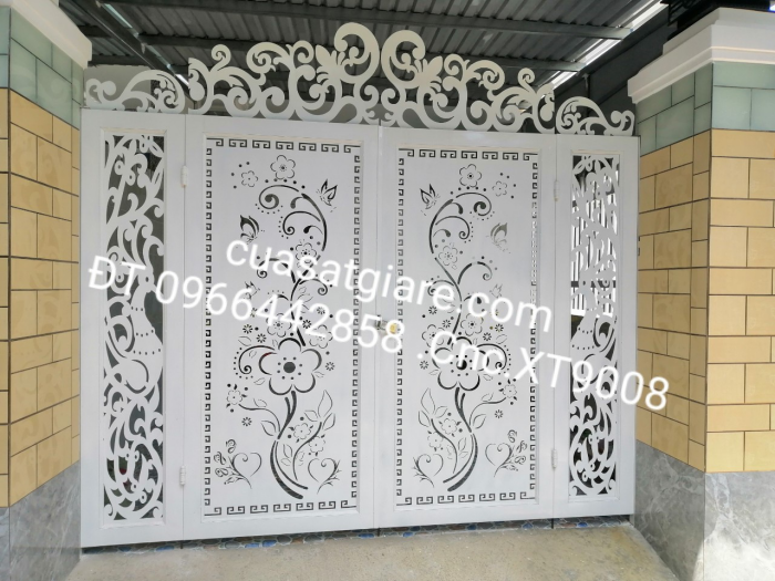 kiểu cửa sắt 4 cánh đẹp