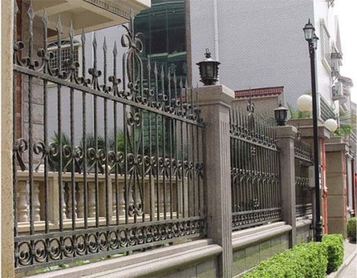 thi công hàng rào sắt Bình Dương